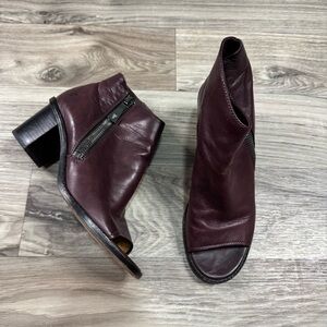 Frye Brielle Zip Peep Toe Burgundy Leather Bookie Boot Size 9